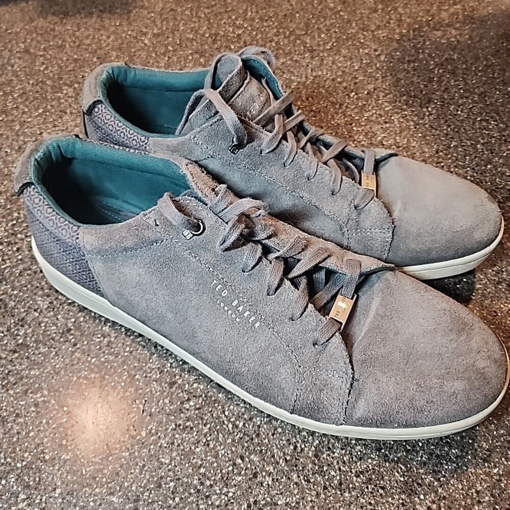 Ted Baker XILOTO Suede Lace Up Sneakers Size 11